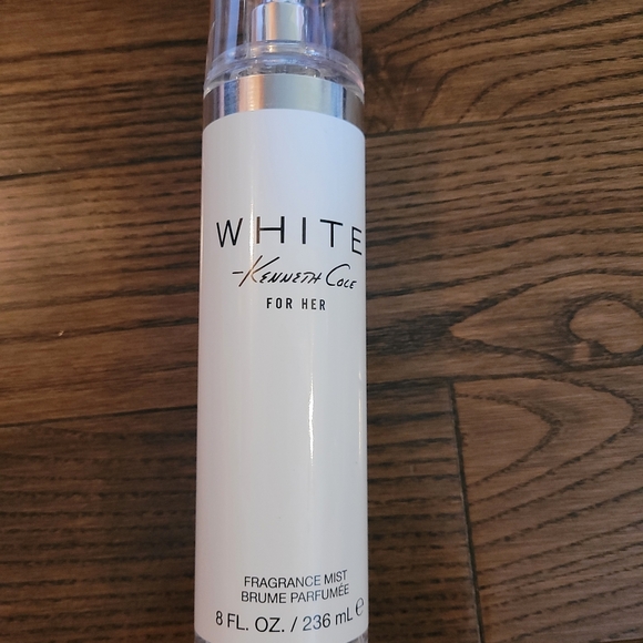 Kenneth Cole Other - White for Her, by Kenneth Cole